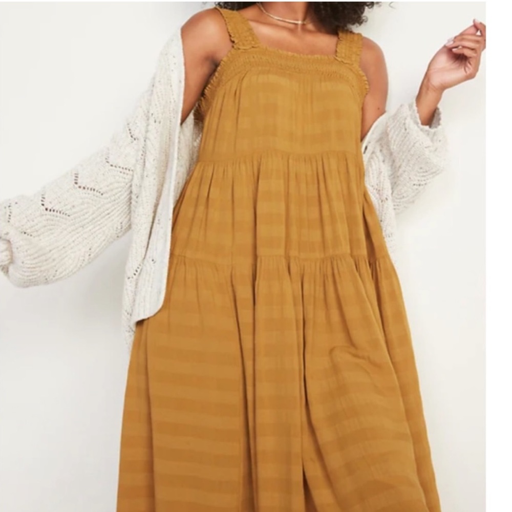 NWT Old Navy Smocked Tonal-Stripe Midi Swing Dress. Sz Small